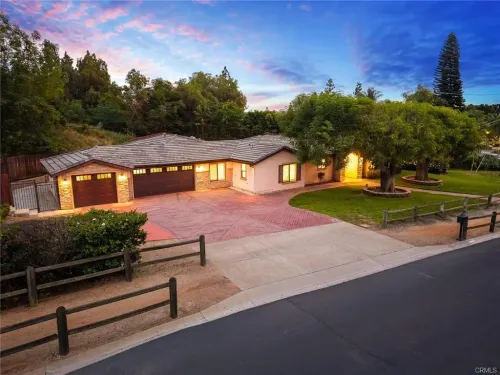 5 bedrooms house for sale in Walnut, Los Angeles | US$ 1 988 000 | 90 ping slide 2