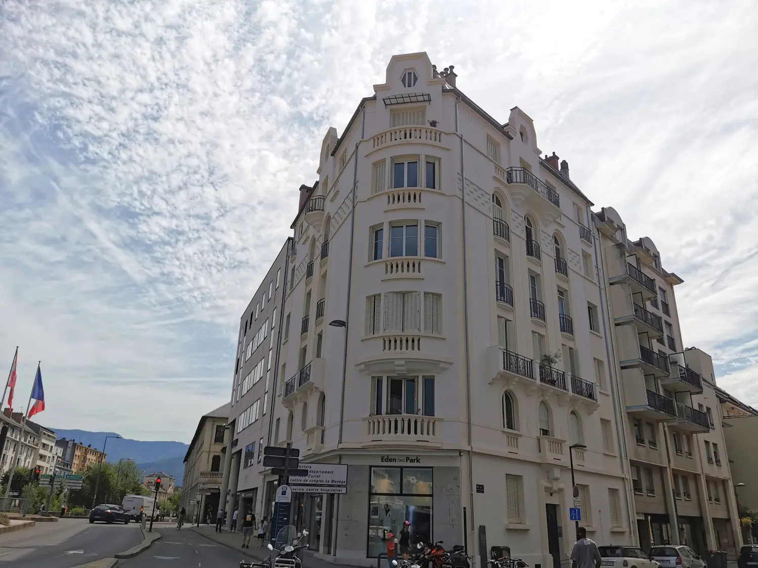 3 bedrooms apartment for sale in French Alps, Chambéry | € 295 000 | 31 ping slide 1