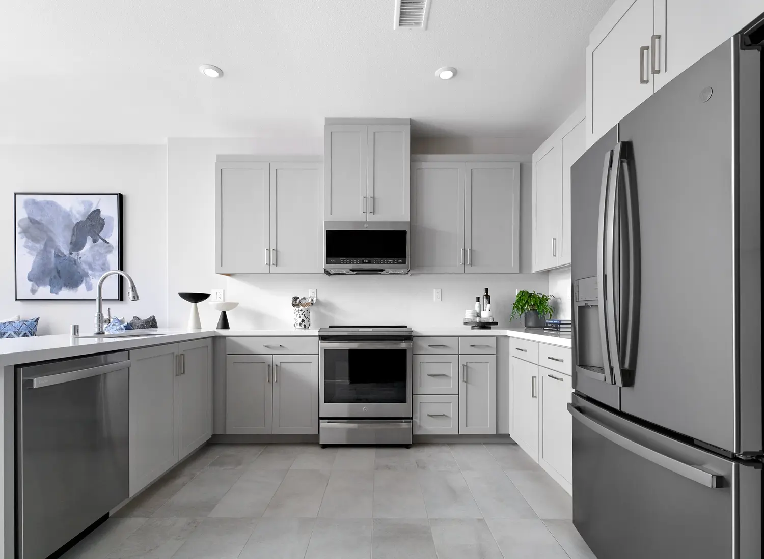 4 bedrooms townhome for sale in Chino, San Bernardino County | US$ 724 000 | 62 ping slide 1