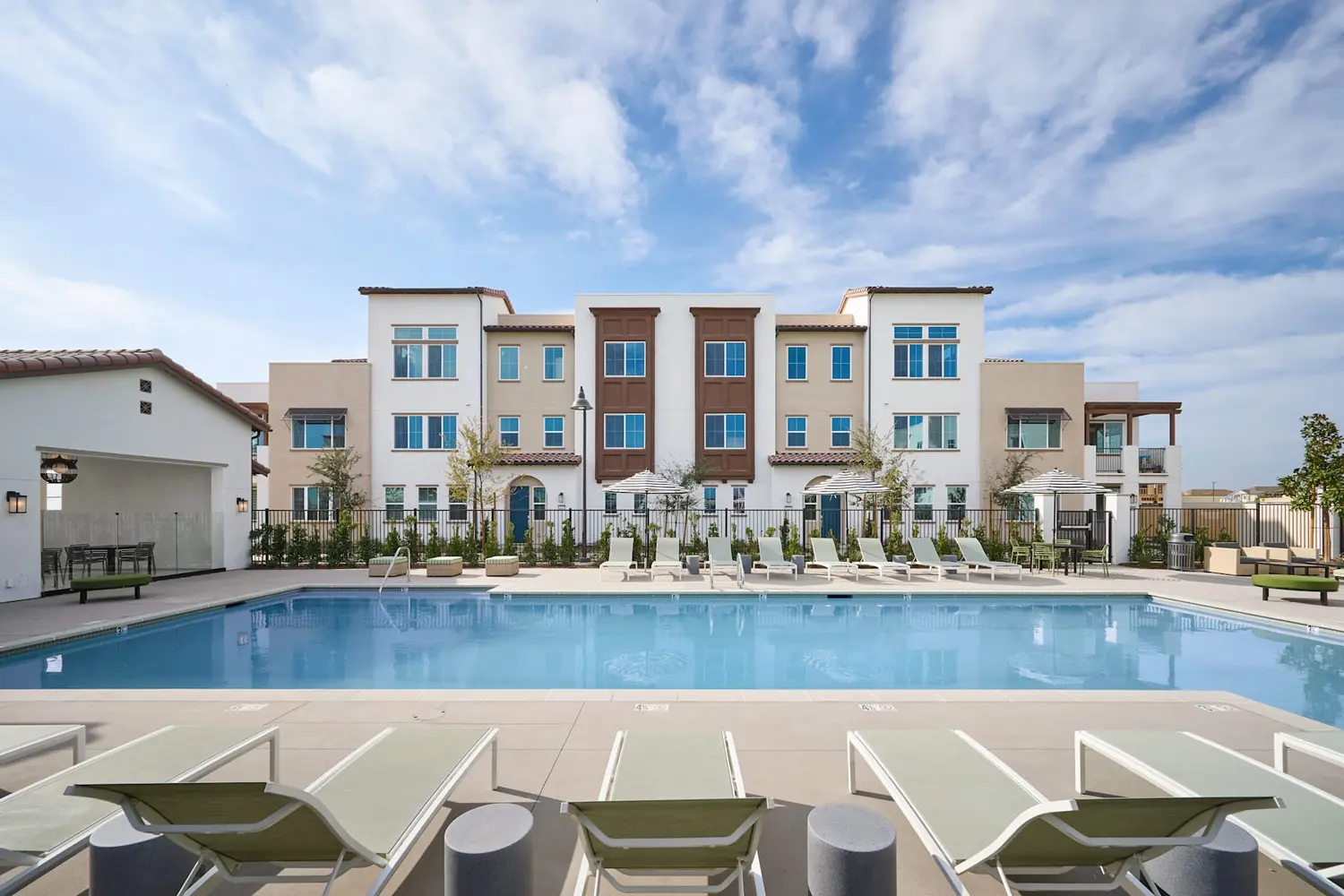 4 bedrooms townhome for sale in Chino, San Bernardino County | US$ 724 000 | 62 ping slide 17