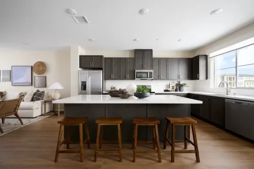 聯排住宅 出售 US$ 649 900 - Scottsbluff Drive - 3 房