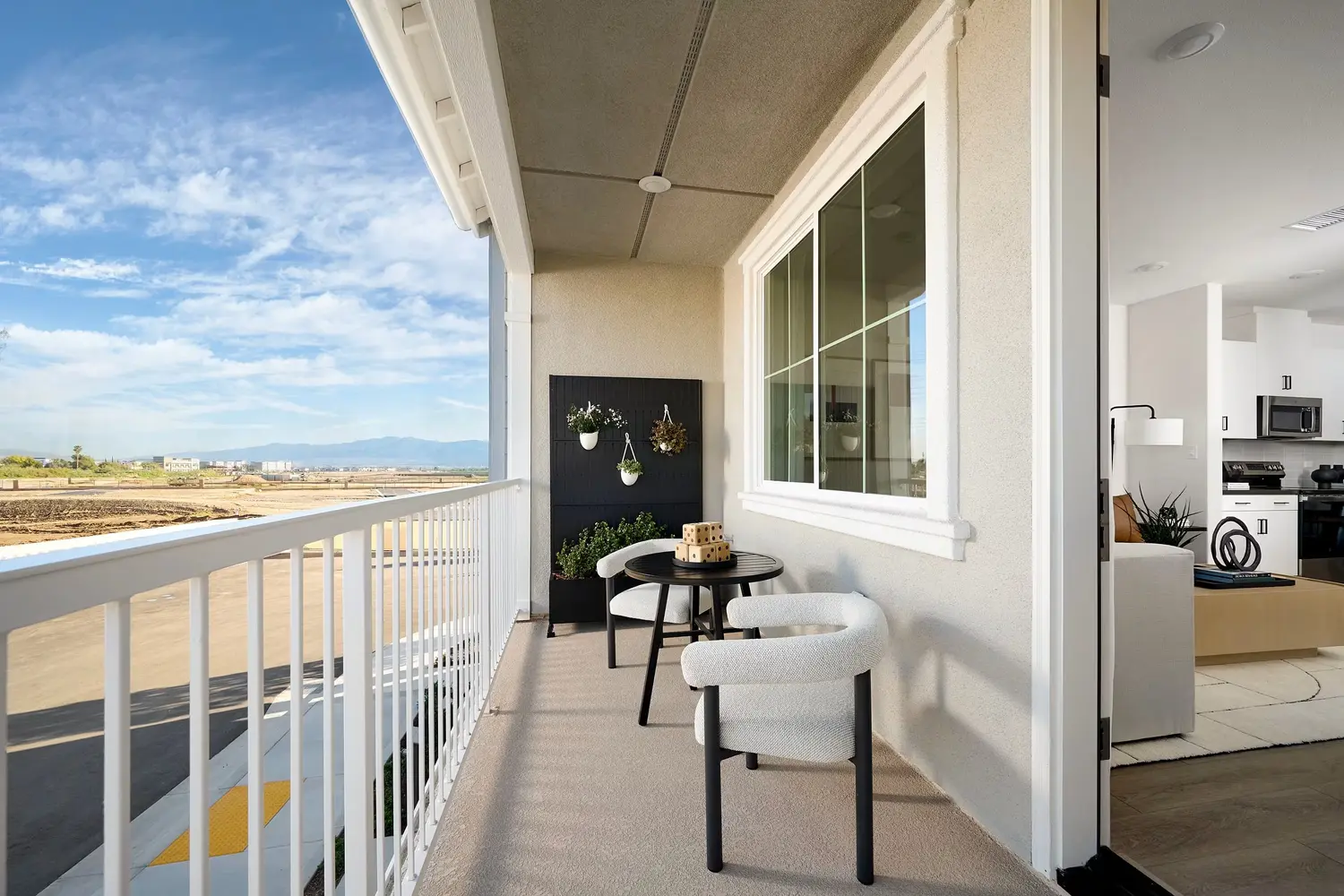 3 bedrooms townhome for sale in San Bernardino County, Chino | US$ 581 600 | 47 ping slide 7