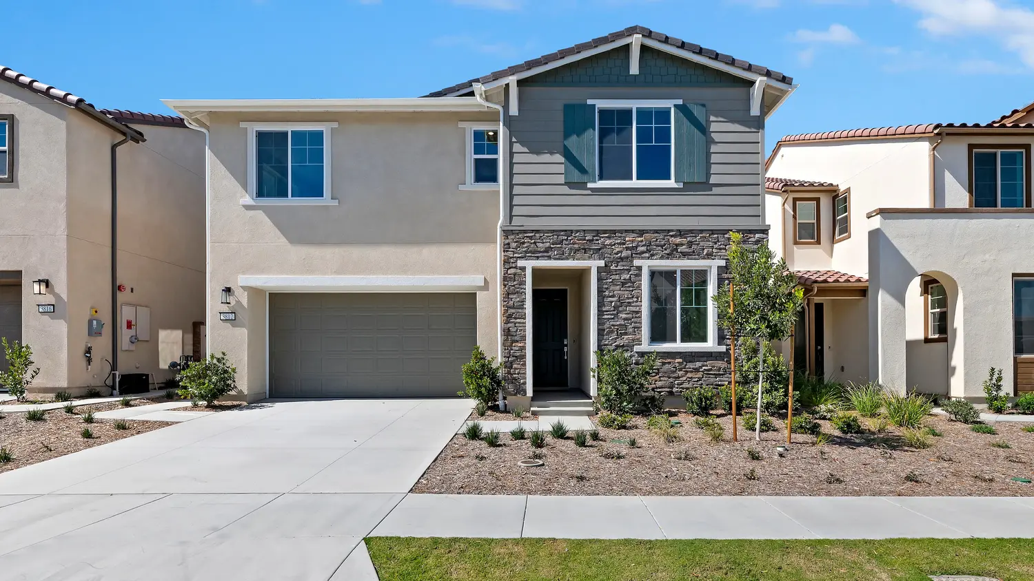 4 bedrooms house for sale in Riverside County, Corona | US$ 999 000 | 79 ping slide 0