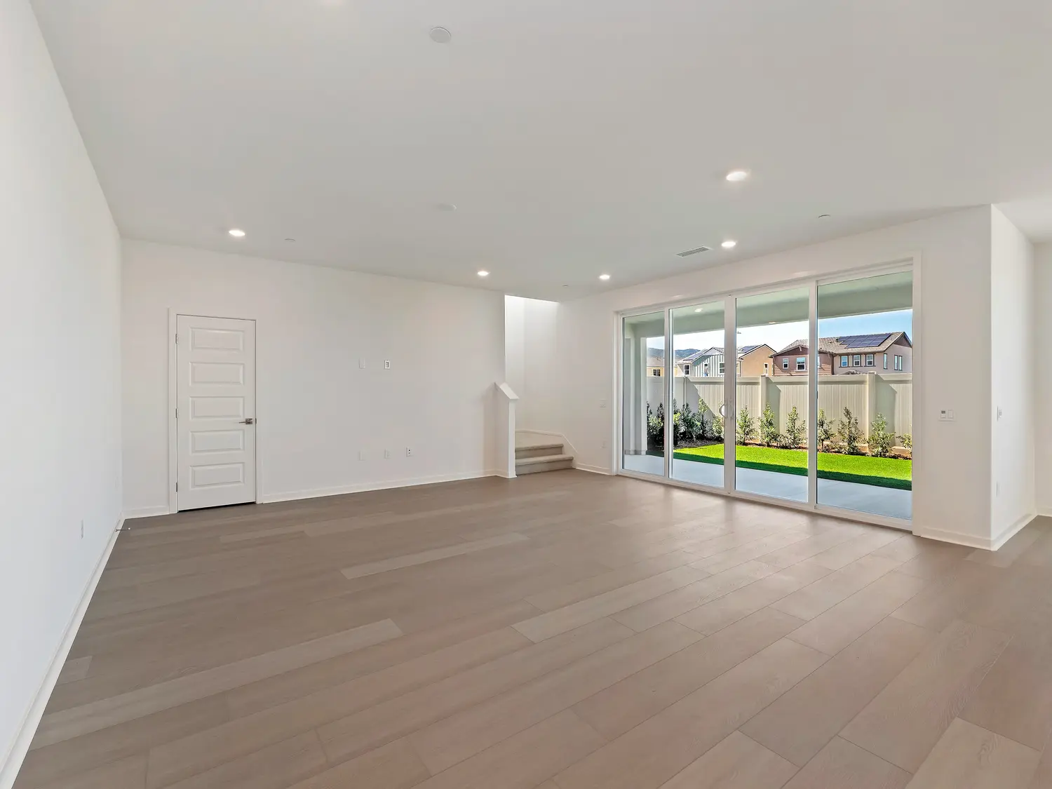 4 bedrooms house for sale in Riverside County, Corona | US$ 999 000 | 79 ping slide 8