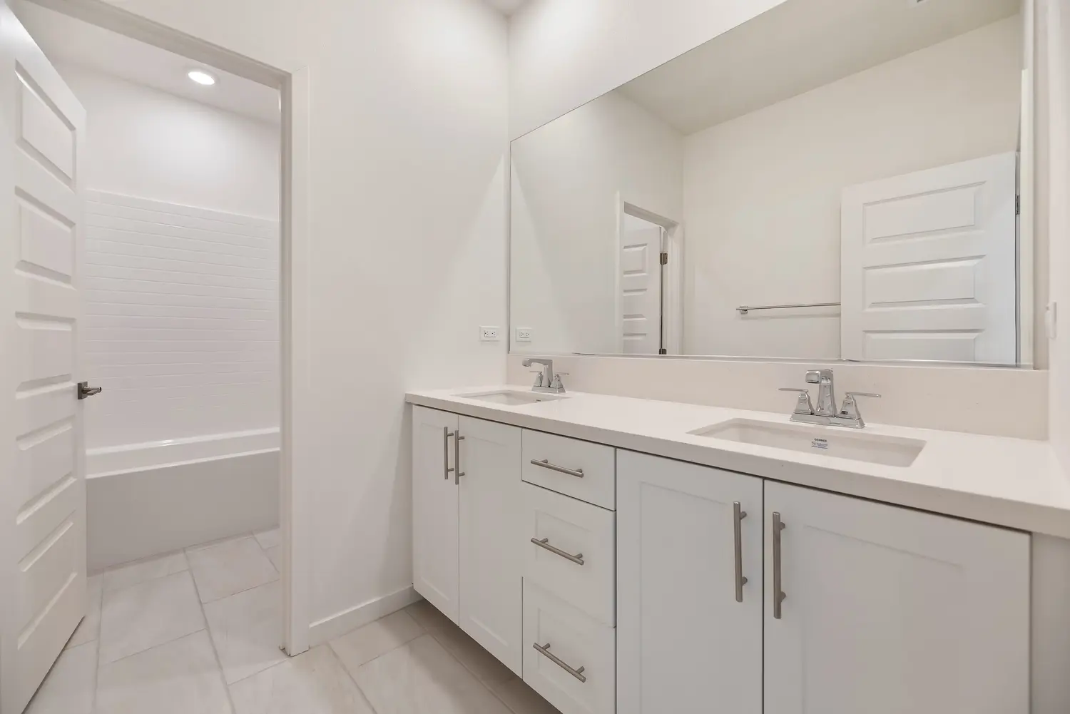 4 bedrooms house for sale in Riverside County, Corona | US$ 949 000 | 76 ping slide 12