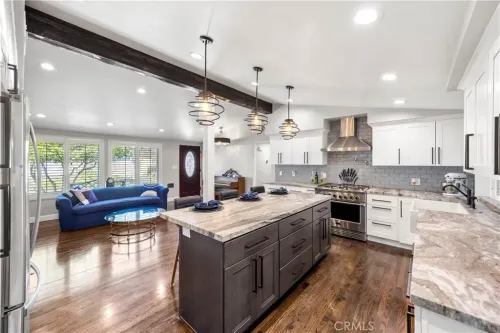 4 bedrooms house for sale in San Gabriel Valley, Los Angeles | US$ 1 188 000 | 49 ping slide 2