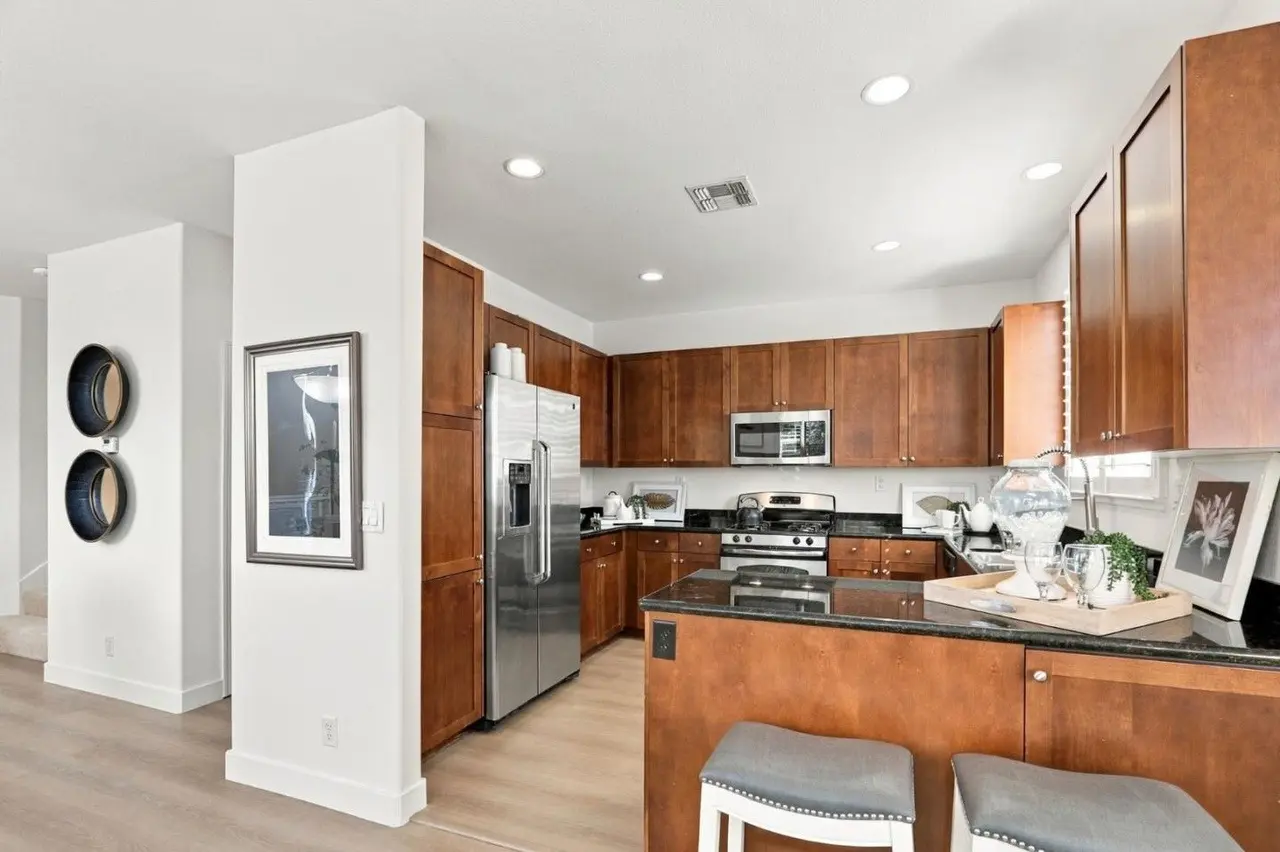 3 bedrooms townhome for sale in Silicon Valley & San Francisco Bay Area, Campbell | US$ 1 388 000 | 50 ping slide 8