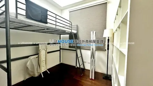 Apartment for rent TWD 80 000 -  - 4 bedrooms