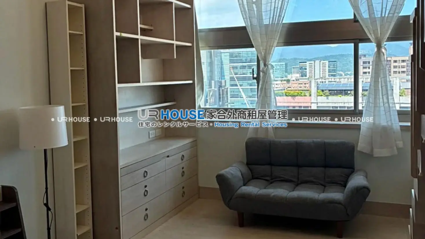 獨立套房 中山區, 台北市公寓出租 | NT$ 35 000 | 9 坪 slide 0