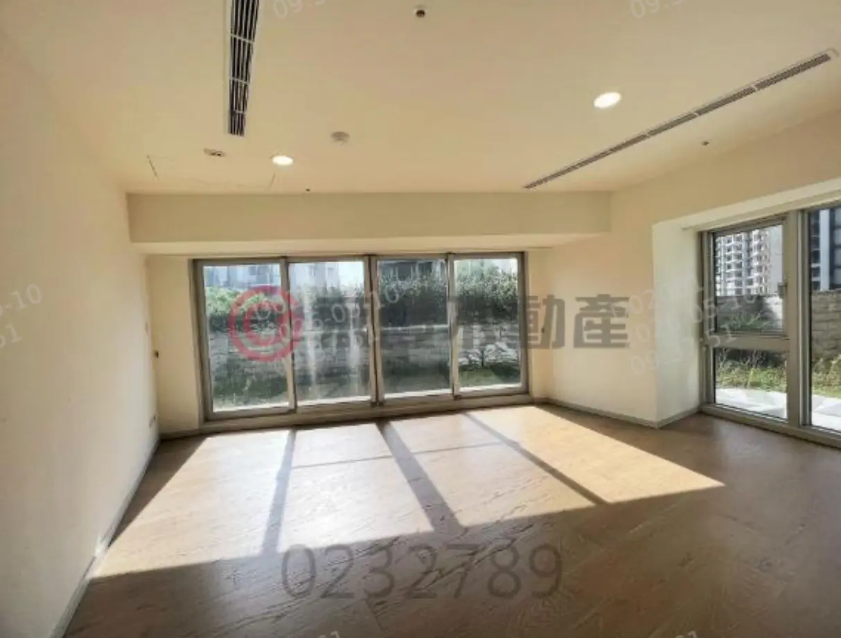4 bedrooms apartment for rent in Tamsui District, New Taipei City | NT$ 40 000 | 70 ping slide 6