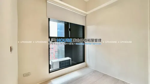 2 bedrooms apartment for rent in Zhongshan District, Taipei City | NT$ 68 000 | 16 ping slide 6