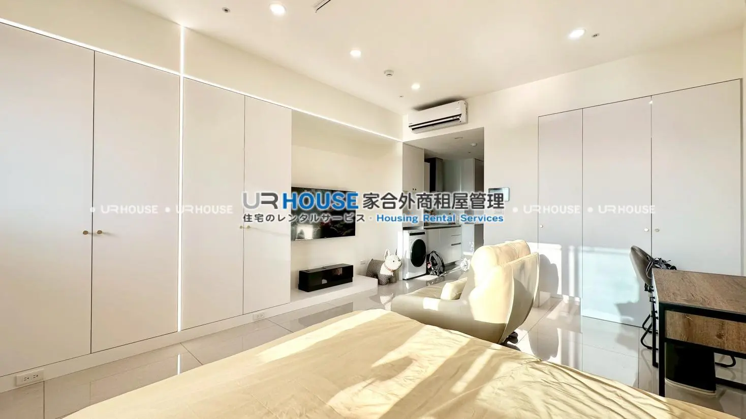 1 room apartment for rent in Wanhua District, Taipei City | NT$ 38 000 | 12 ping slide 3