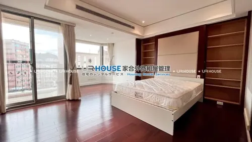 Apartment for rent TWD 320 000 -  - 4 bedrooms
