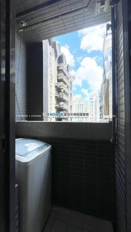 Apartment for rent TWD 22 000 -  - 1 room