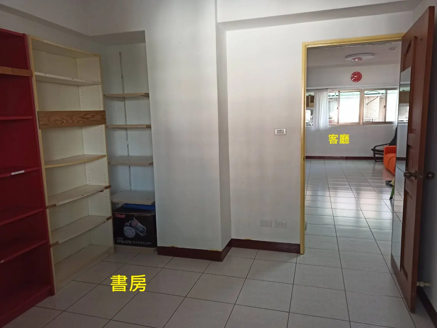 3 bedrooms apartment for rent in Sanchong District, New Taipei City | NT$ 36 000 | 25 ping slide 7