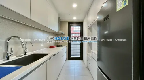 3 bedrooms apartment for rent in Shilin District, Taipei City | NT$ 120 000 | 32 ping slide 7