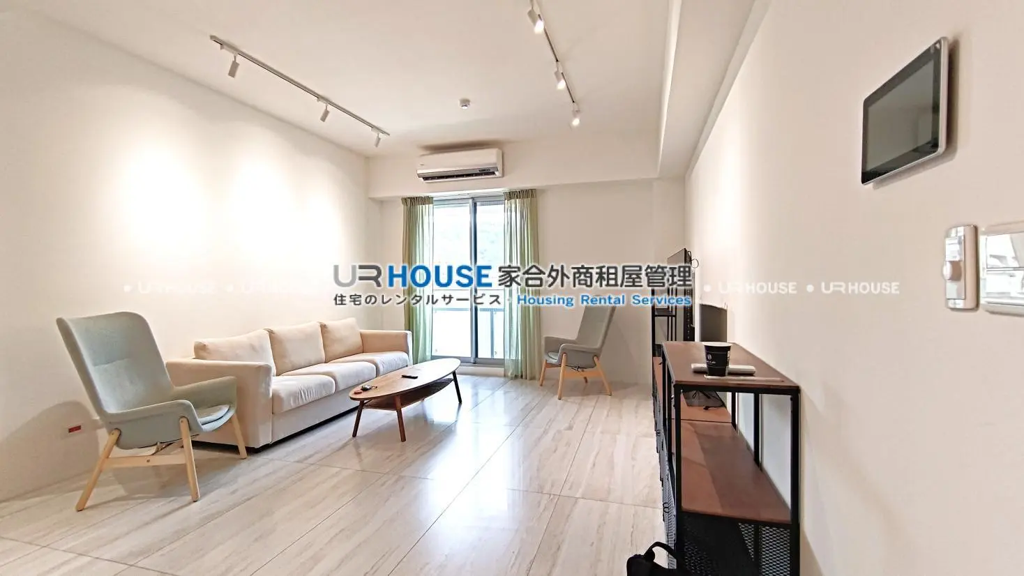 4 bedrooms apartment for rent in Shilin District, Taipei City | NT$ 150 000 | 41 ping slide 1