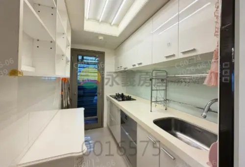 2 bedrooms apartment for rent in Tamsui District, New Taipei City | NT$ 25 000 | 41 ping slide 7