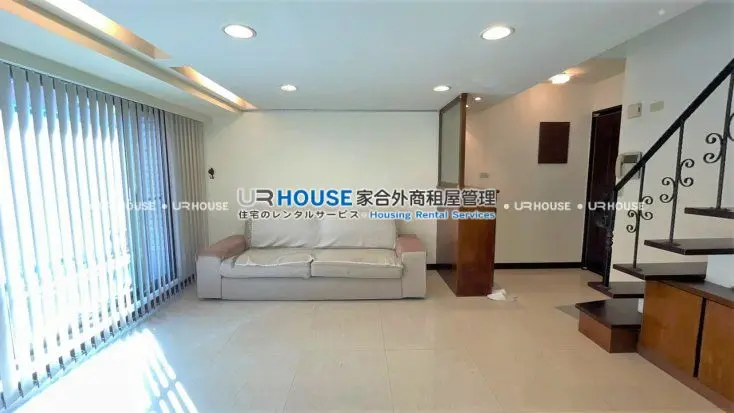 1 房 大安區, 台北市公寓出租 | NT$ 48 200 | 11 坪 slide 4