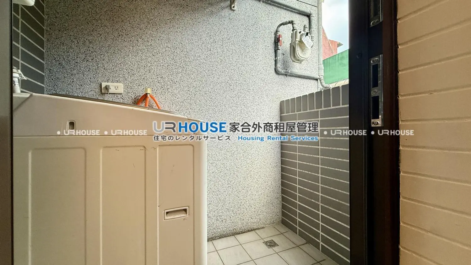 2 房 公寓 出租 TWD 38 000 - 20 坪 - 信義區,台北市 slide 1