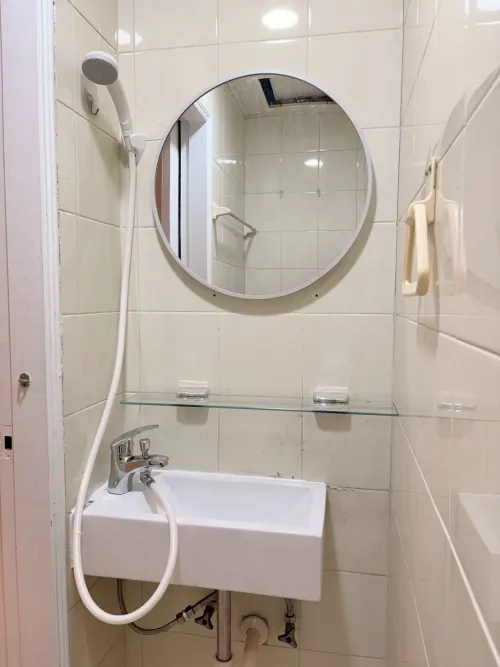 Room for rent NT$ 17 800 - Lane 308, Guangfu S Rd - 5 bedrooms