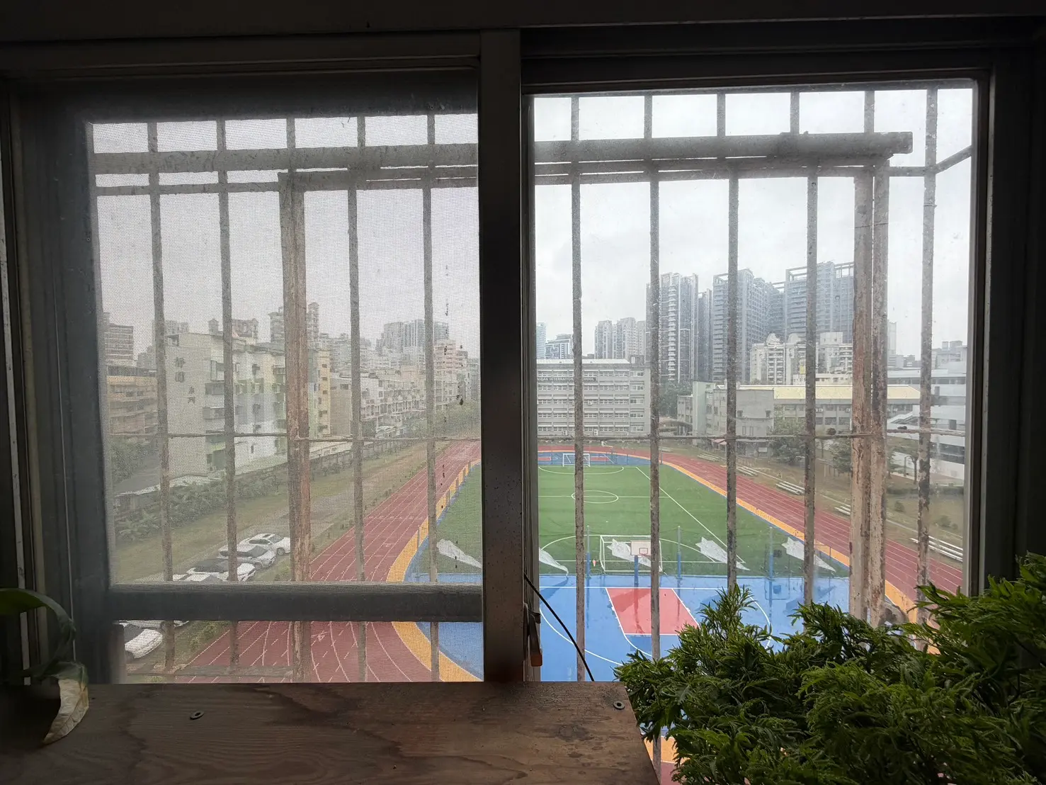 4 bedrooms apartment for sale in Gushan District, Kaohsiung City | NT$ 5 580 000 | 28 ping slide 16