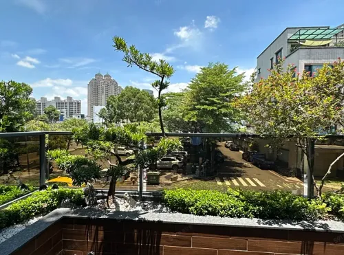Townhouse for rent TWD 95 000 - Fuqian Fourth Street - 5 bedrooms