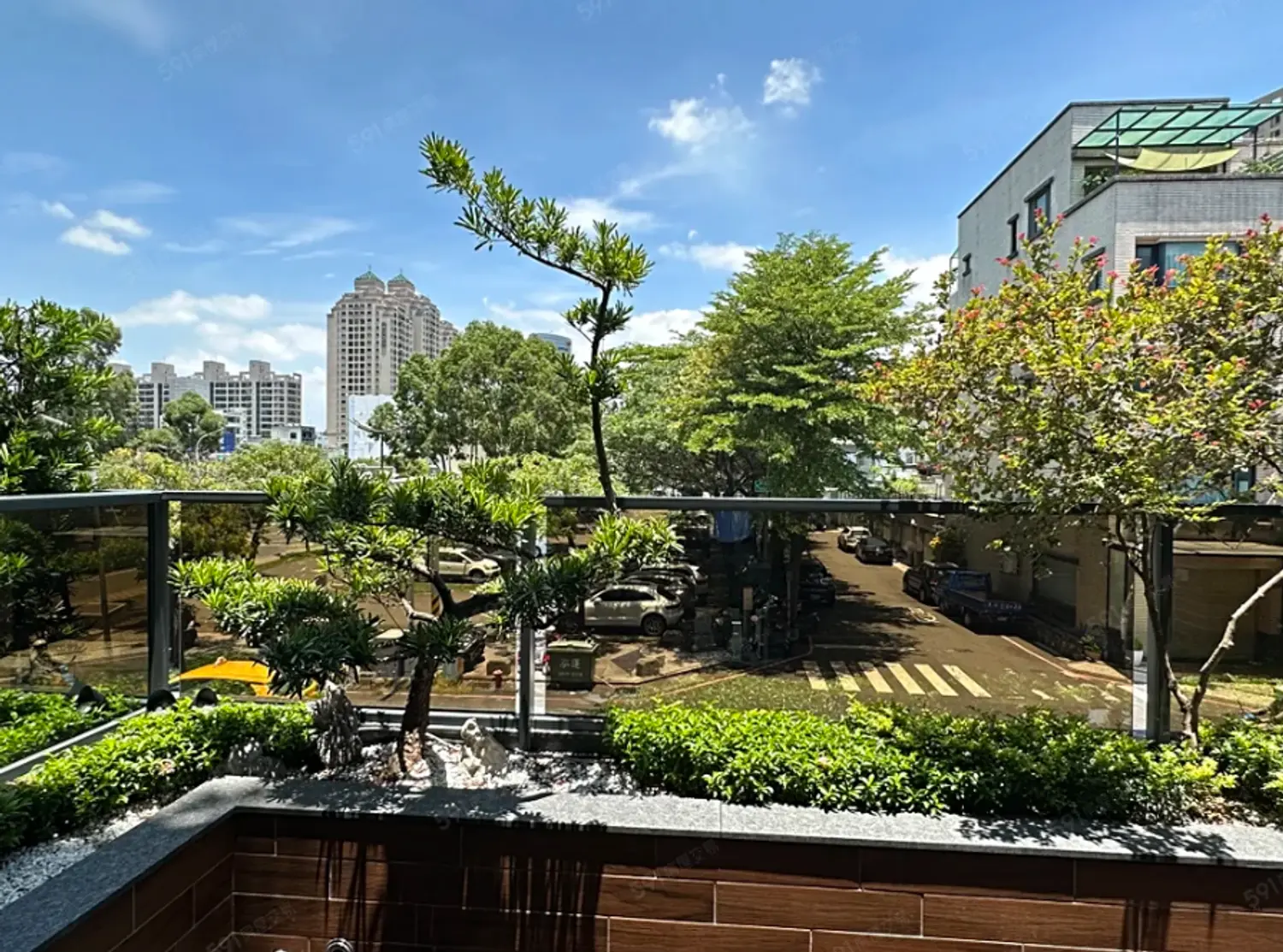 5 bedrooms townhouse for rent TWD 95 000 - 77 ping - Anping District,Tainan City slide 1