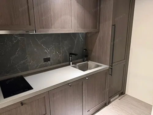 Studio apartment for rent in Zhongshan District, Taipei City | NT$ 65 000 | 14 ping slide 4