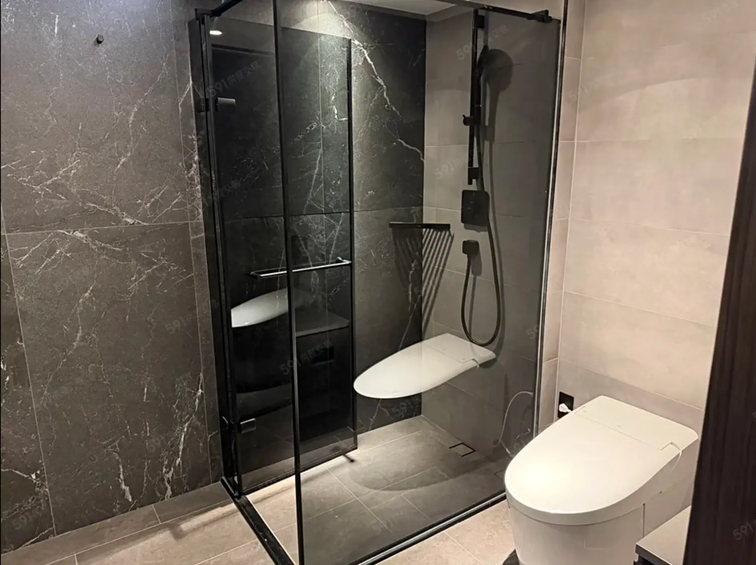 Studio apartment for rent in Zhongshan District, Taipei City | NT$ 65 000 | 14 ping slide 3