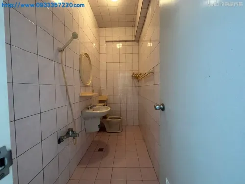 6 bedrooms townhouse for sale in Baihe District, Tainan City | TWD 11 880 000 | 80 ping slide 8