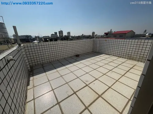 6 bedrooms townhouse for sale in Baihe District, Tainan City | TWD 11 880 000 | 80 ping slide 1