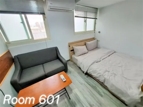Private room for rent TWD 18 500 -  - 2 bedrooms