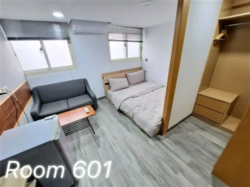 Private room for rent TWD 18 500 -  - 2 bedrooms