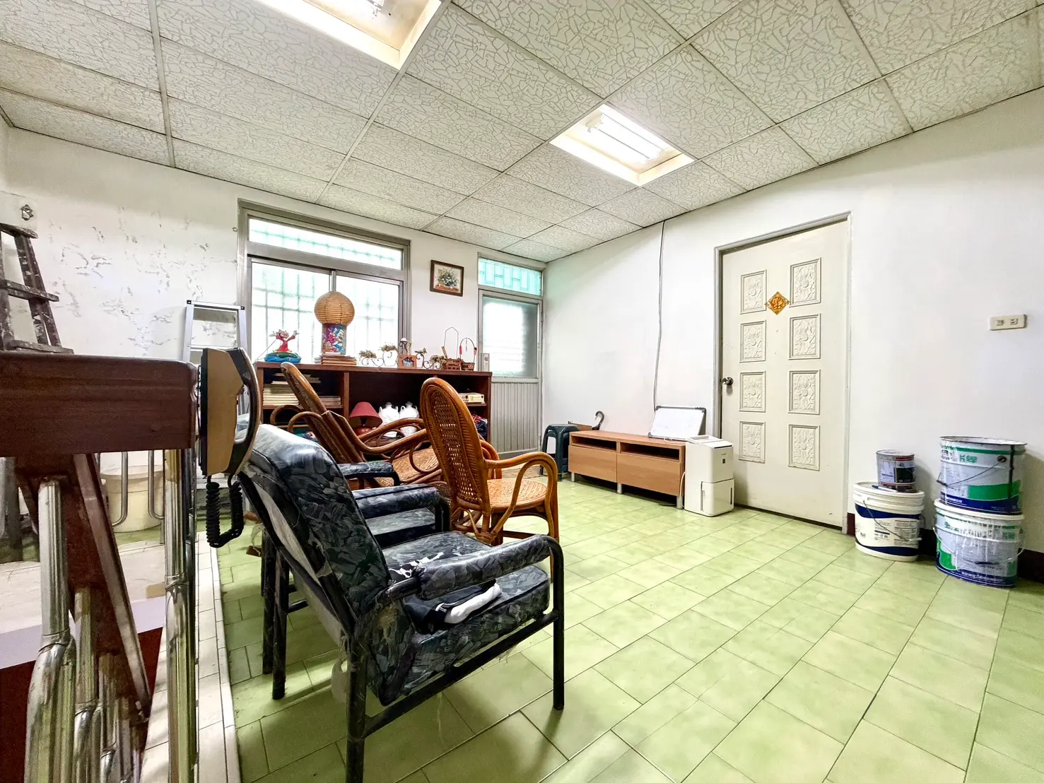 4 bedrooms apartment for sale in Gushan District, Kaohsiung City | NT$ 5 580 000 | 28 ping slide 13