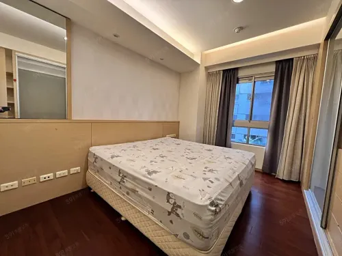 Apartment for rent TWD 70 000 -  - 3 bedrooms