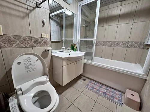 Apartment for rent TWD 70 000 -  - 3 bedrooms