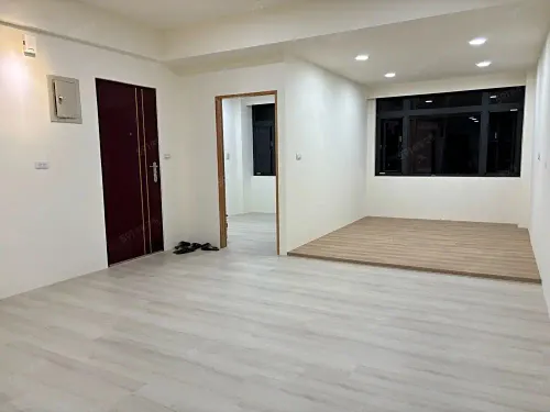 3 bedrooms apartment for sale in Zhongzheng District, Keelung City | NT$ 3 980 000 | 23 ping slide 1