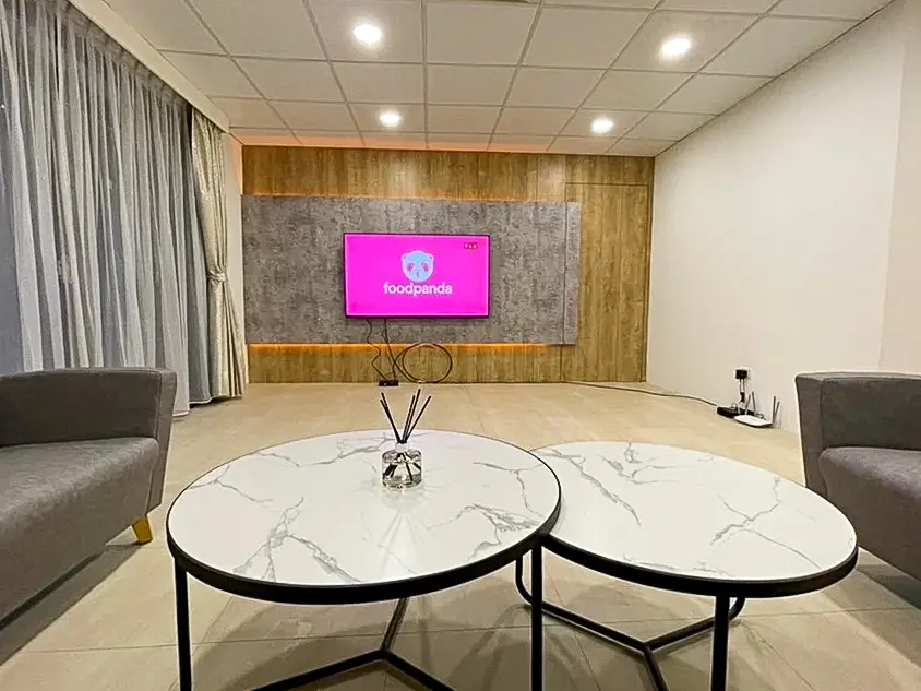 3 bedrooms apartment for rent in Zhongzheng District, Taipei City | NT$ 40 000 | 32 ping slide 1