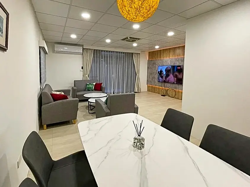 3 bedrooms apartment for rent in Zhongzheng District, Taipei City | NT$ 40 000 | 32 ping slide 4