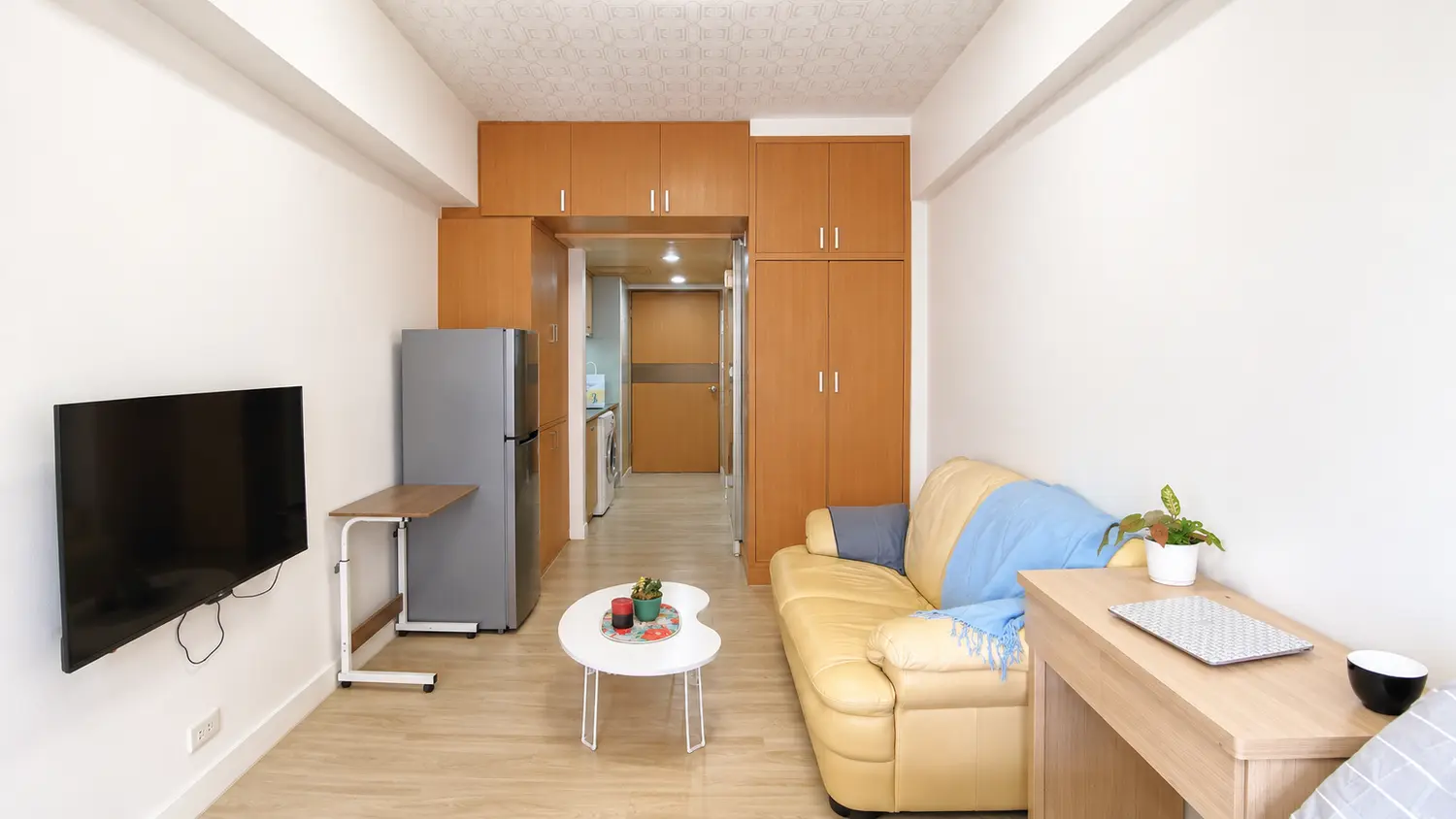 Studio apartment for rent in Zhongshan District, Taipei City | NT$ 33 000 | 9 ping slide 0