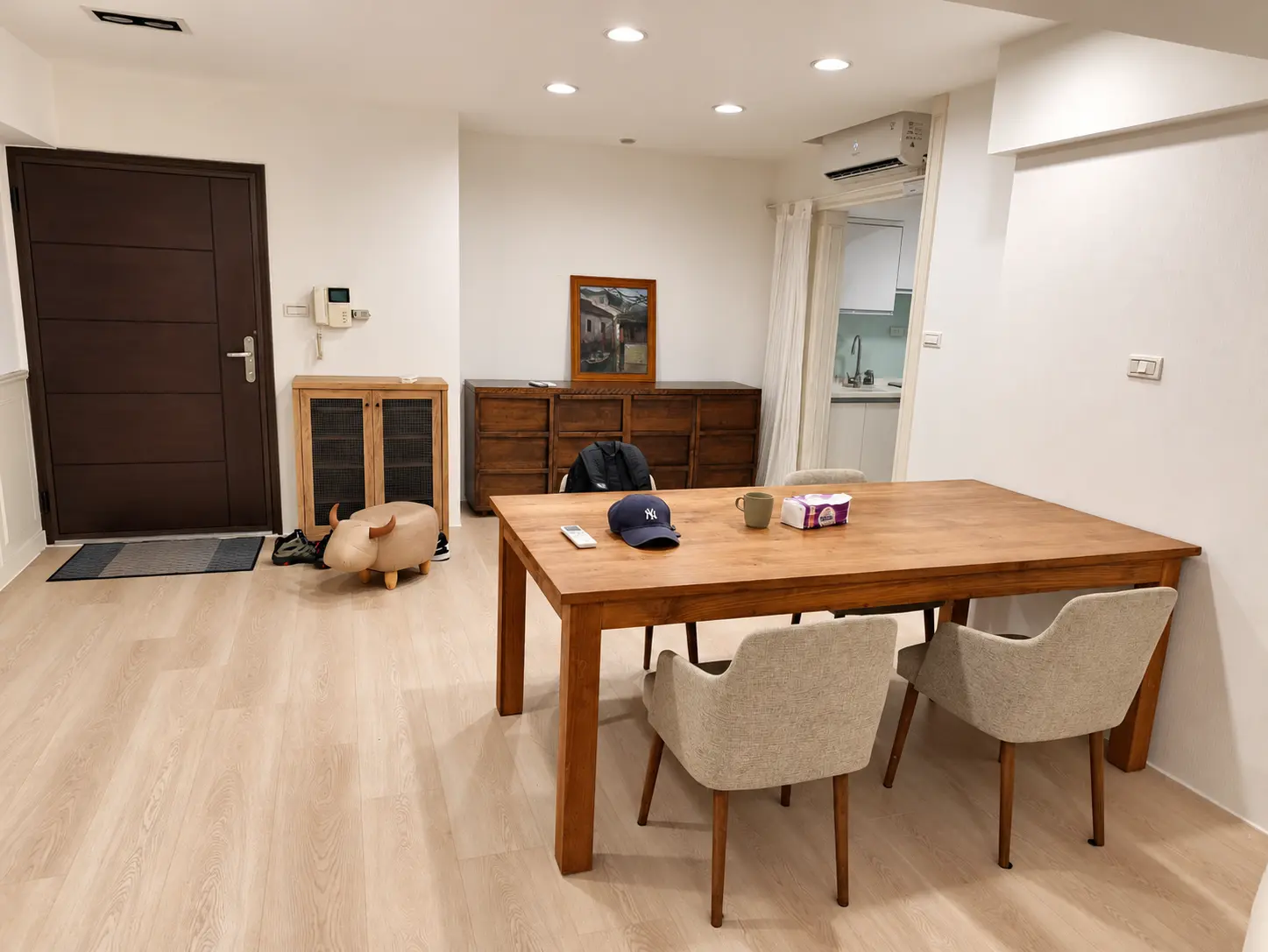 3 bedrooms apartment for rent in Xinyi District, Taipei City | NT$ 140 000 | 45 ping slide 4