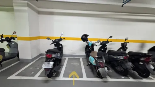 3 bedrooms apartment for rent in Tamsui District, New Taipei City | NT$ 33 000 | 34 ping slide 2