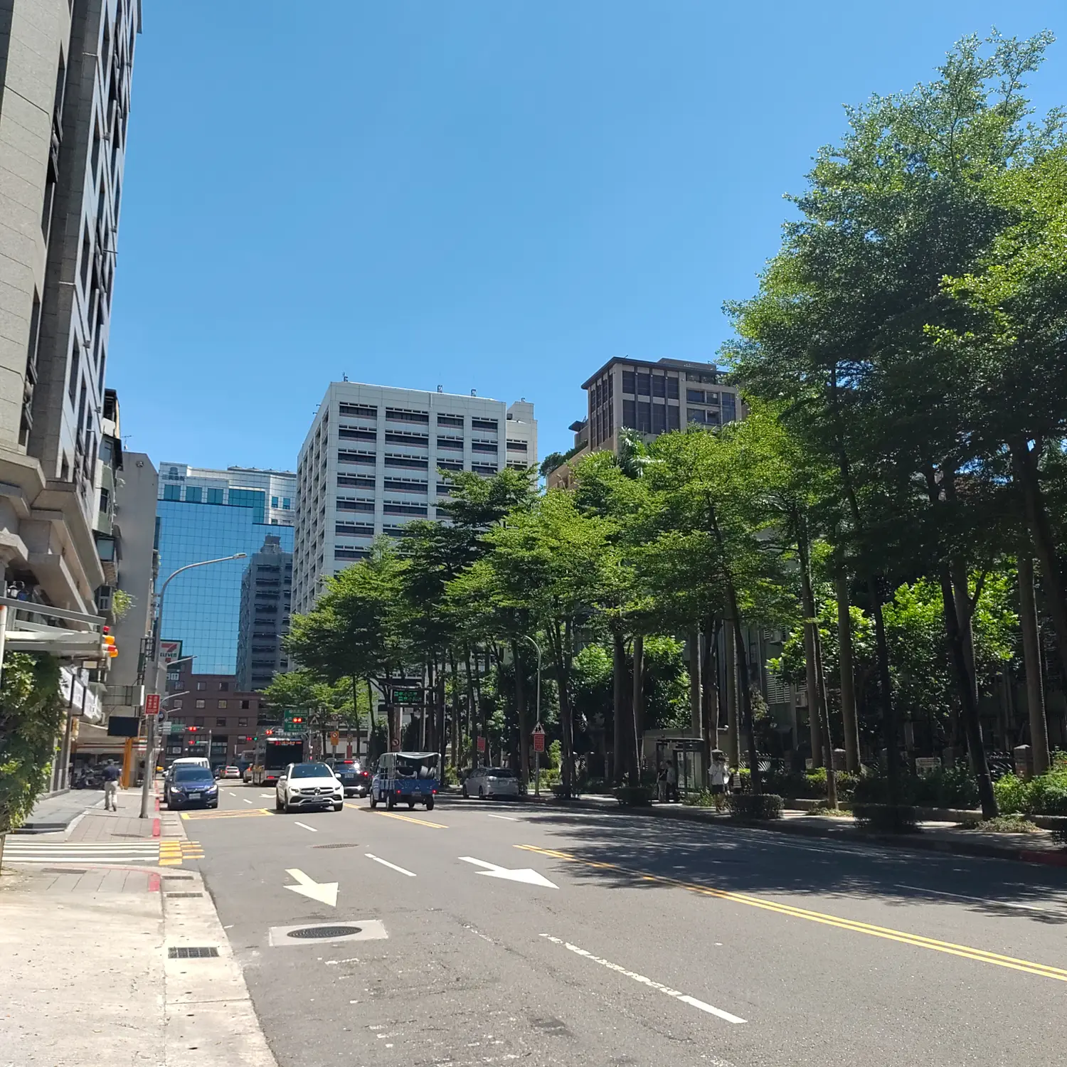 3 bedrooms apartment for rent in Songshan District, Taipei City | NT$ 42 000 | 34 ping slide 8