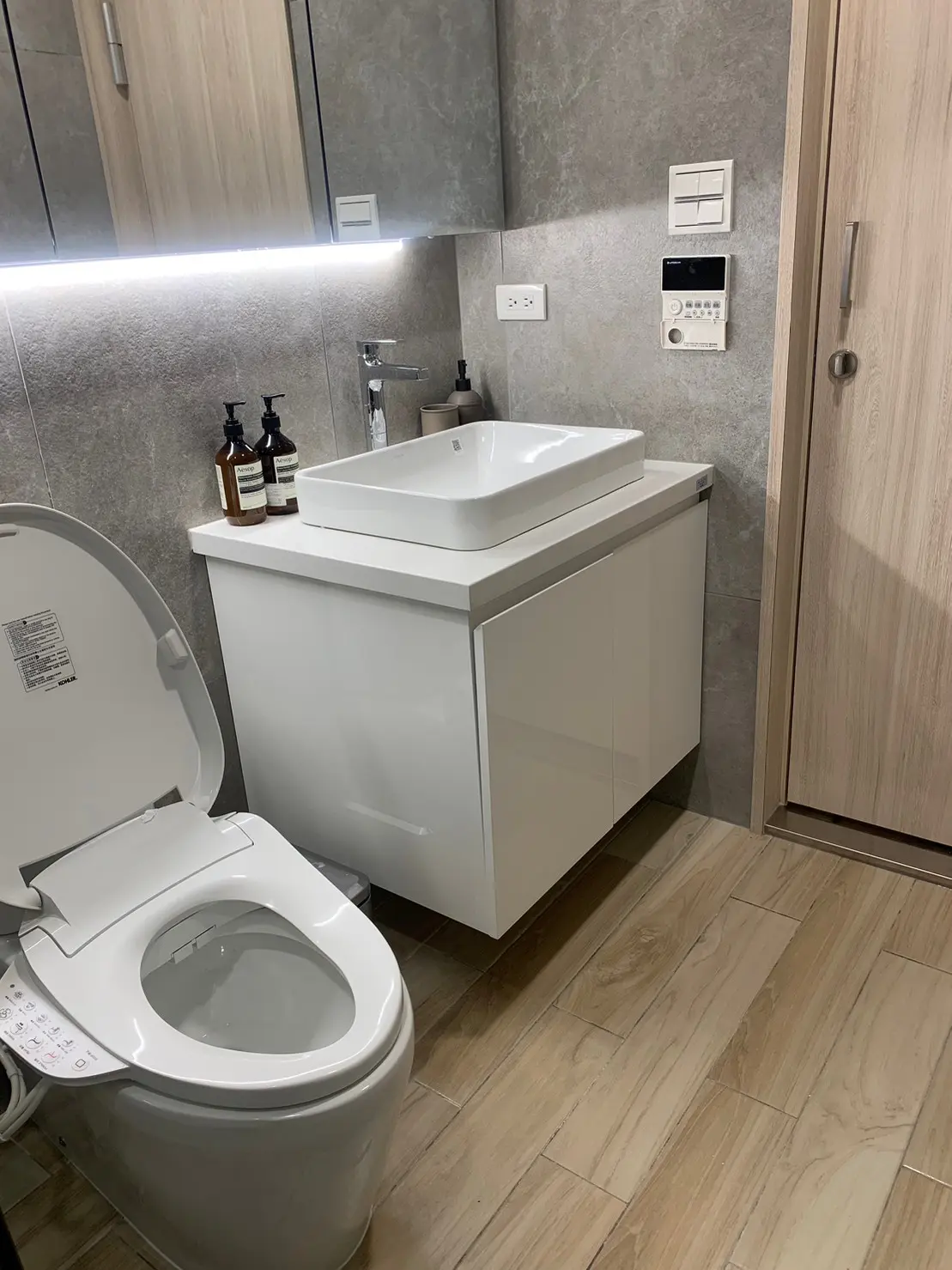 2 bedrooms apartment for rent in Xindian District, New Taipei City | NT$ 38 000 | 15 ping slide 11