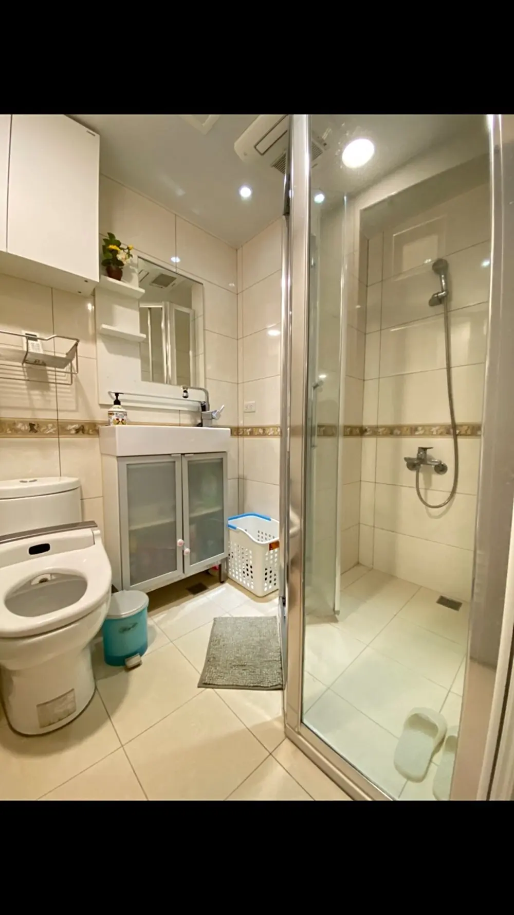 3 bedrooms apartment for rent in Xinyi District, Taipei City | NT$ 75 000 | 52 ping slide 6