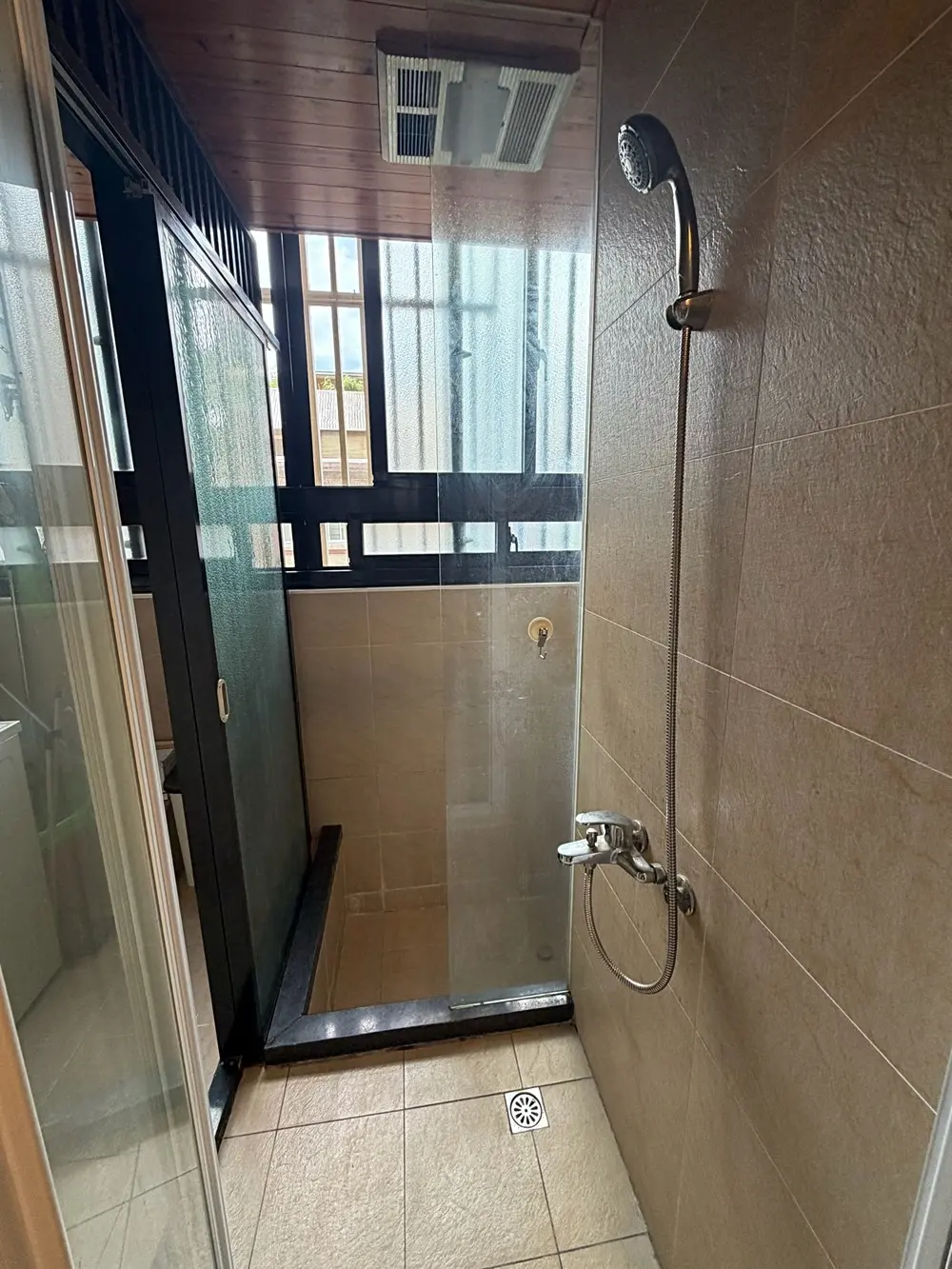 2 bedrooms apartment for rent in Daan District, Taipei City | NT$ 56 000 | 15 ping slide 10