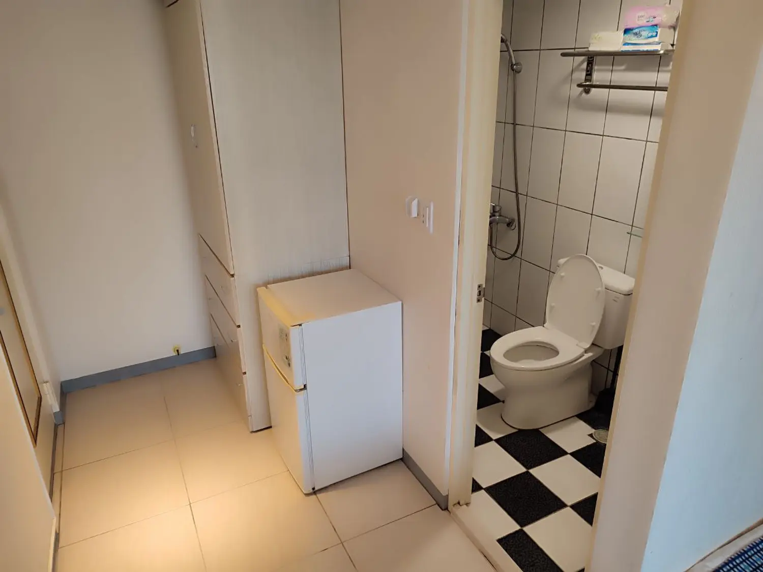 Studio apartment for rent TWD 9 000 - 5 ping - Xitun District, Taichung City slide 10