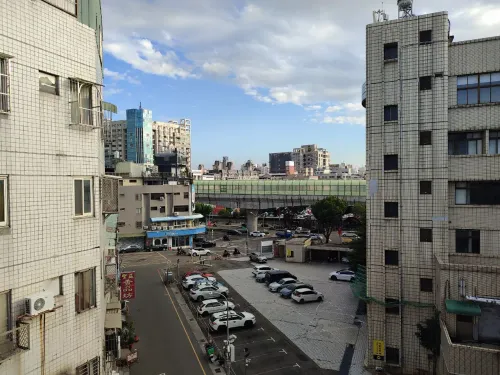 公寓 出租 TWD 9 000 - 華美西街二段399巷 - 獨立套房