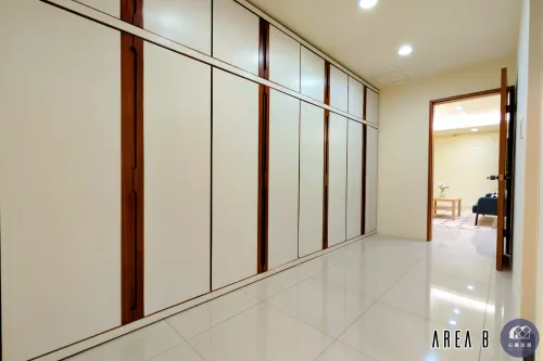 2 bedrooms apartment for rent in Datong District, Taipei City | NT$ 33 800 | 18 ping slide 7